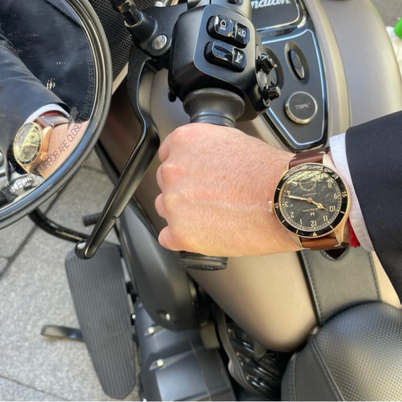 Hamilton Khaki Aviation Pilot Pioneer - Khaki Aviation