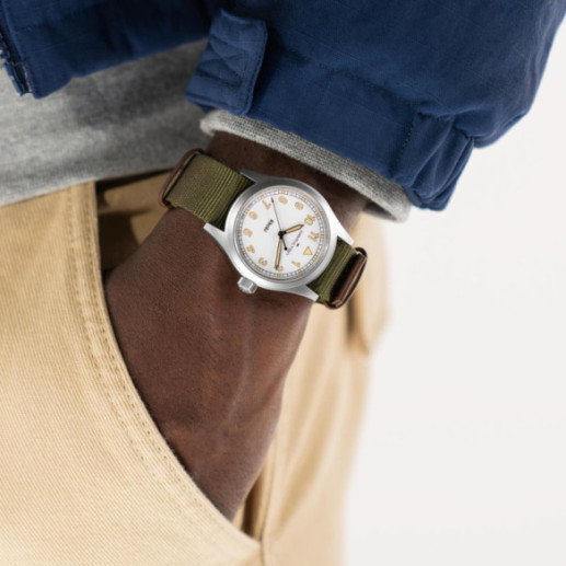Hamilton Khaki Field Quartz 38mm - Khaki Field 2