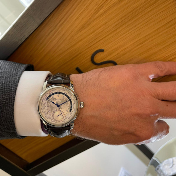 Frederique Constant Classic Worldtimer - Manufacture