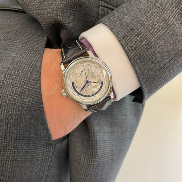 Frederique Constant Classic Worldtimer - Manufacture