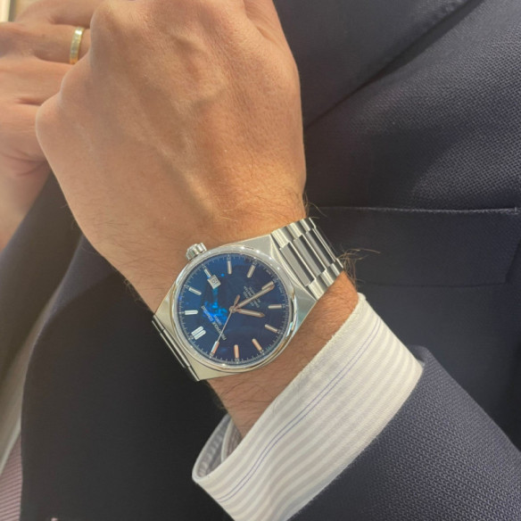 Frederique Constant Cosc automático de alta qualidade - Highlife