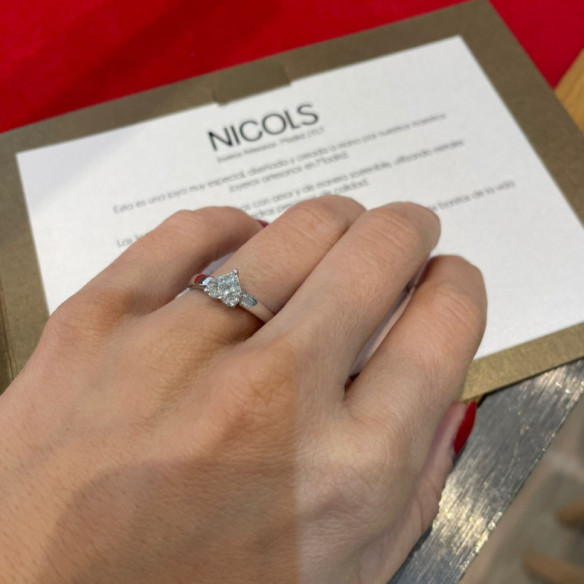 Anillo Diamantes Corazón Love 0.30 - Corte Corazón
