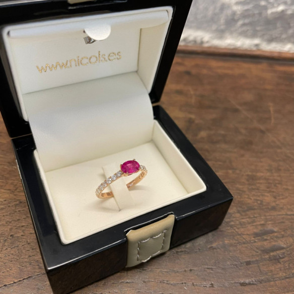 Anillo Rubí y Diamantes Lolita 0.45 Oro Rosa - ANILLOS
