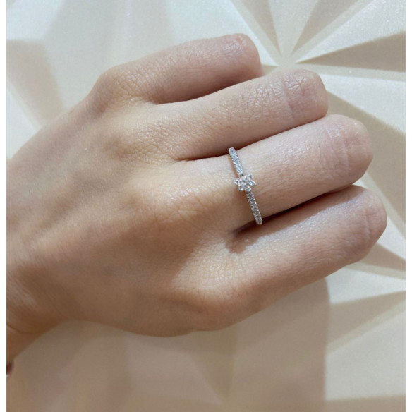 Anillo Diamantes Venus 0.17 - Talla Brillante