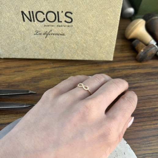 Infinite Gold Ring Mini Details - Diamantringe 2