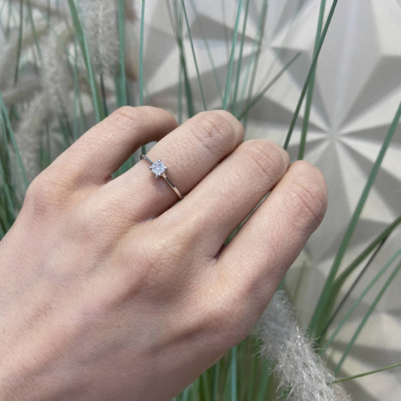 Anillo Diamantes Gardenia 0.10 - ANILLOS