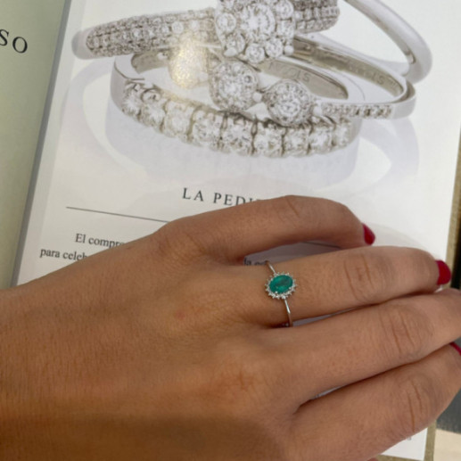 Anillo Esmeralda 0.50 Diamantes Candy - ANILLOS 2