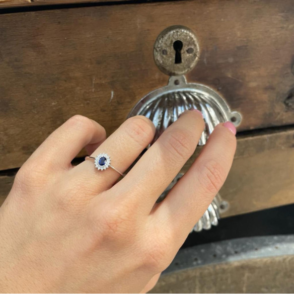 Anillo Zafiro Oval Detail - Promise Anneaux Diamonds