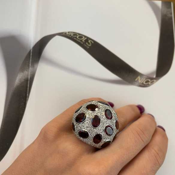 Anello di galassia - Alti gioielli