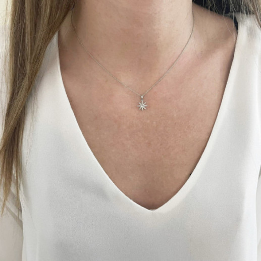 Ciondolo con dettagli mini stella dorata - Pendenti di diamanti 2