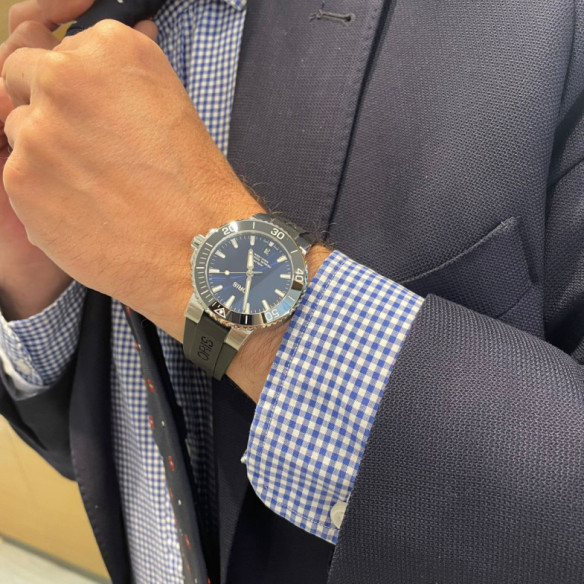 Oris Aquis Data - Oris Acervo