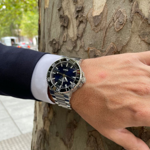 Oris Datum der Prüfung - Oris Aquis 2