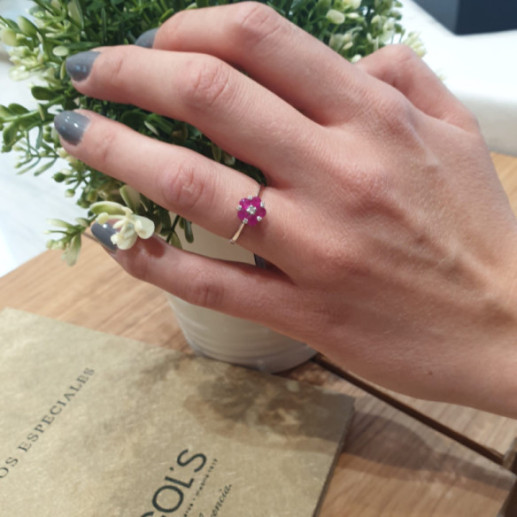 Anillo Flor Rubí Mini Details - Anillos de Rubí 2