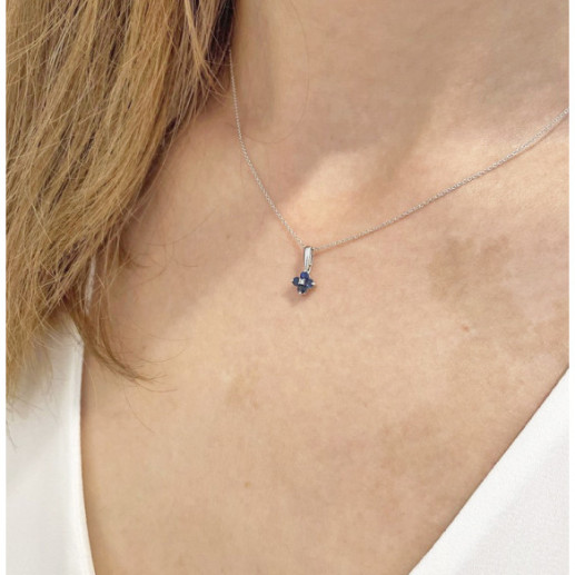 Gold and Sapphire Pendant MINI DETAILS - Blue Stone Pendants 2