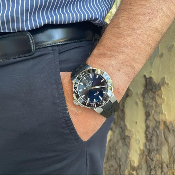 Oris Aquis Date - Oris Aquis