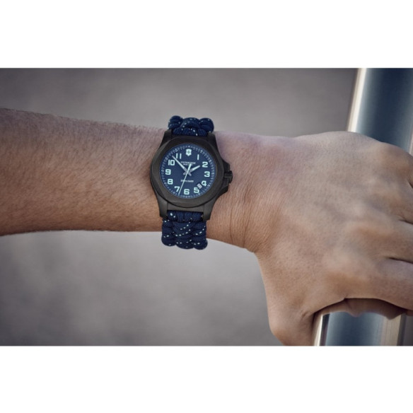 Victorinox I.N.O.X. Carbon - I.N.O.X.