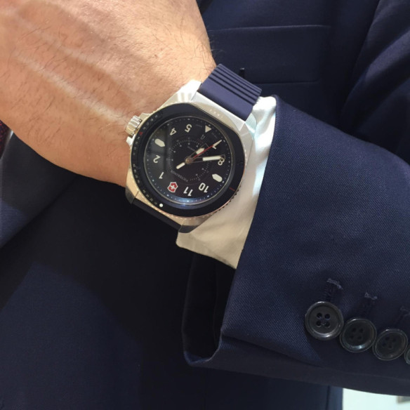 Victorinox Journey 1884 - Journey