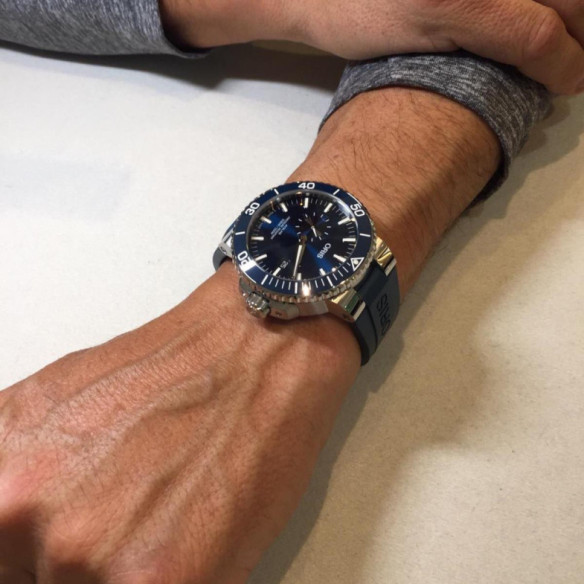 Oris Aquis Small Second Date - Oris Acervo