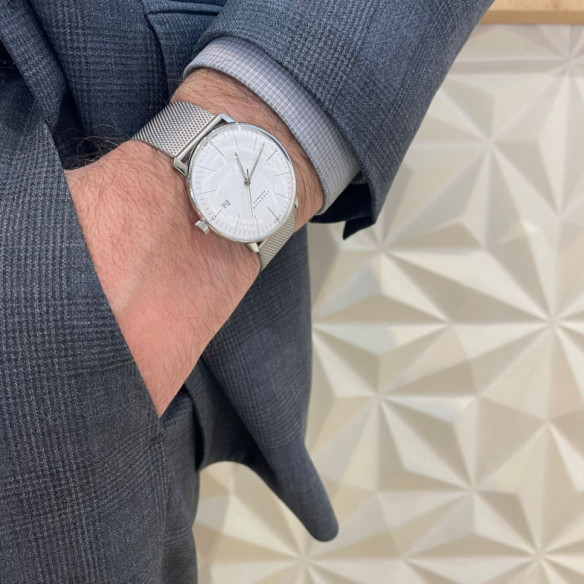 Junghans Max Bill Automatic - Junghans Maxist