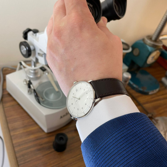 Junghans Max Bill Quarz - Junghans Max Bill