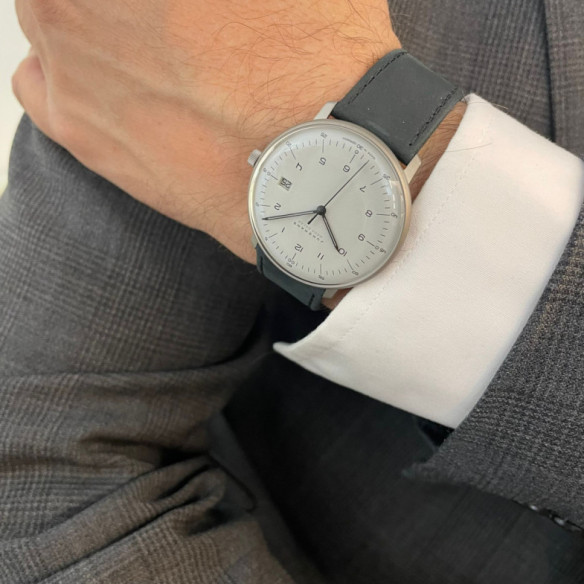 Junghans Max Bill Mega Solar - Junghans Max Bill