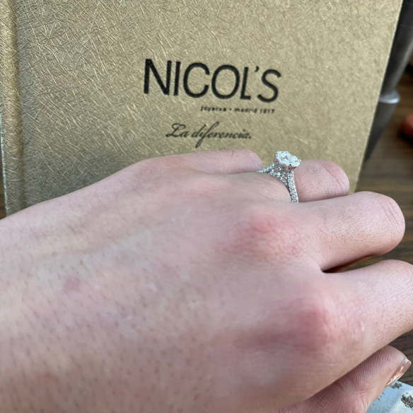 Anillo Solitario Gardenia 1.10 Oro Blanco - Anillos de Compromiso Rosetón