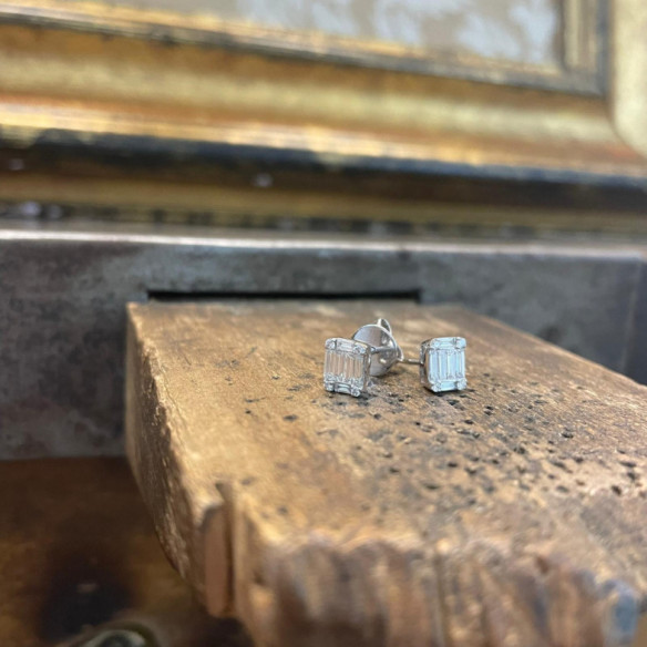 Pendientes Diamantes Minerva 0.70 Dormilonas Square - Pendientes de Novia