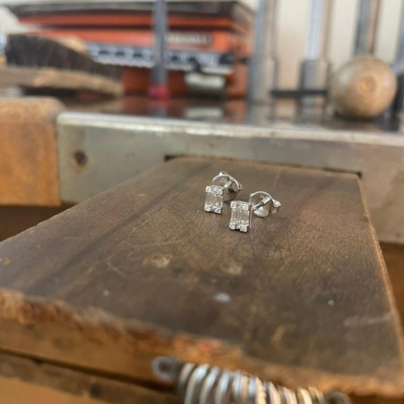 Pendientes Diamantes Minerva 0.40 Dormilonas Square - Pendientes de Novia