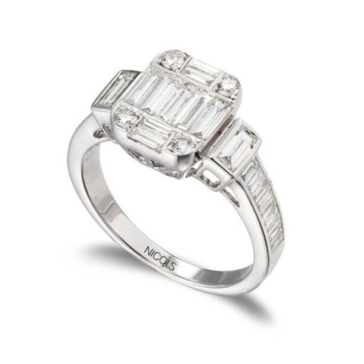 Diamond Ring ANNIVERSARY WEDDING BAND - Carving baguette