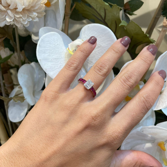 Anillo Diamantes Electra 0.44 Oro Rosa y Rubí - Anelli di fidanzamento rosso