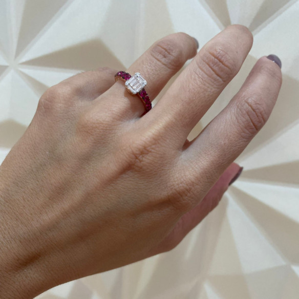 Anillo Diamantes Electra 0.44 Oro Rosa y Rubí - Anillos de Compromiso Rojo