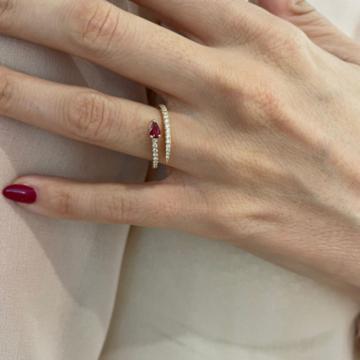 Ruby Delicia Ring with Diamonds - Ruby Rings 2