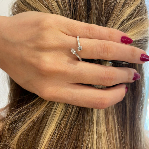 Anillo Diamantes Tu y yo Jasmine Oro Blanco - Talla Esmeralda