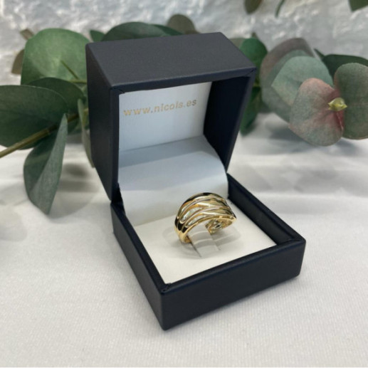 Gold Ring Elegance Three Flat Bands - Golden rings without stones 2