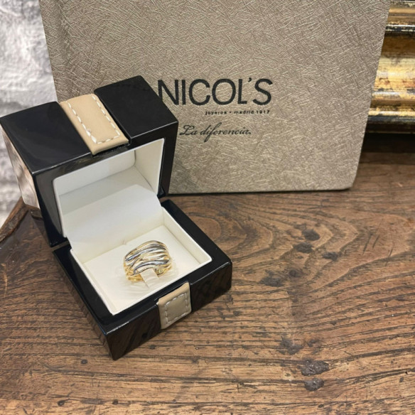 Anillo Oro Minimalista 7 Bandas Onduladas Entrelazadas - Anelli d'oro senza pietre