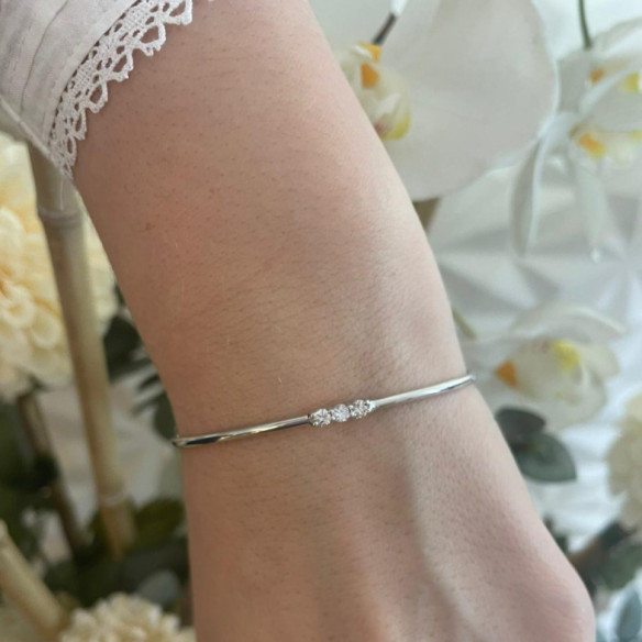 Brazalete Tubo Redondo Oro Blanco Eloise 3 diamantes - Braccialetti d'oro