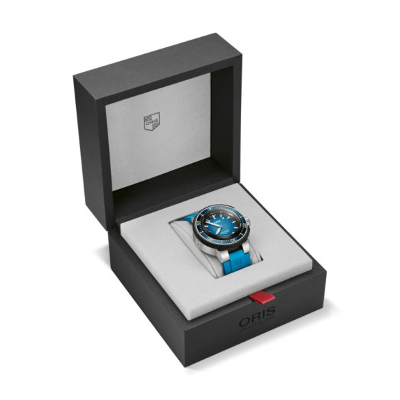 Oris Aquis Small Second Date - Oris News and Special Series