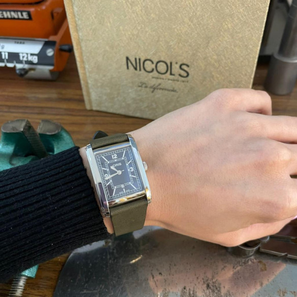 Oris Rectangular - Oris