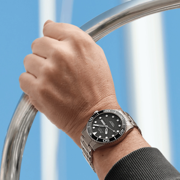 Mido Ocean Star 200C Titanium - Océan étoile