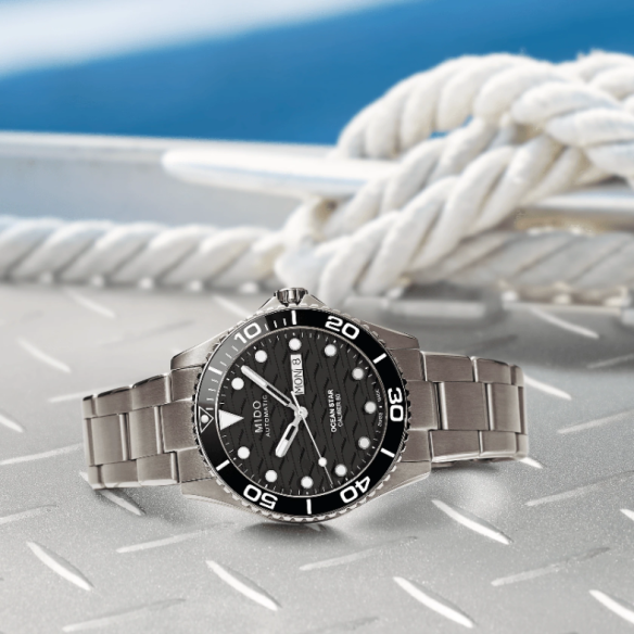 Mido Ocean Star 200C Titanium - Océan étoile