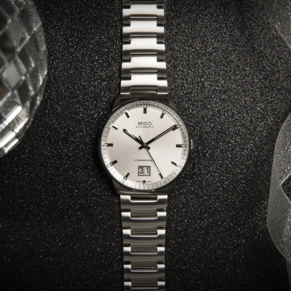 Mido Commander Big Date - Commander