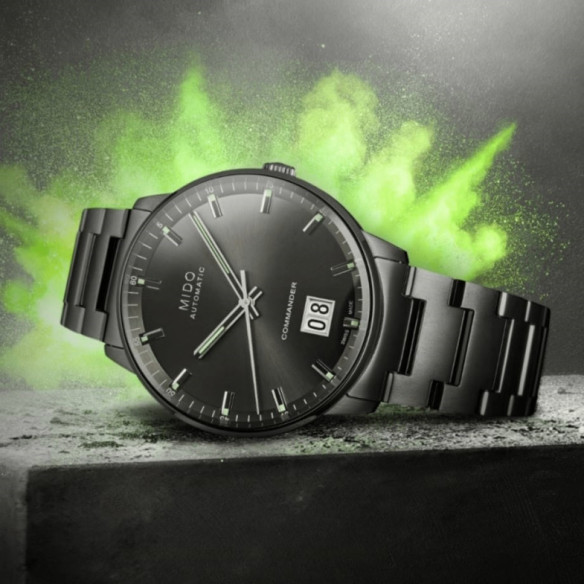 Mido Commander Big Date - Commander