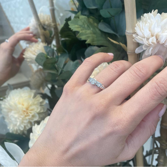 Anillo Diamantes Emily 0.50 Oro Blanco - Anillos Compromiso Aniversario