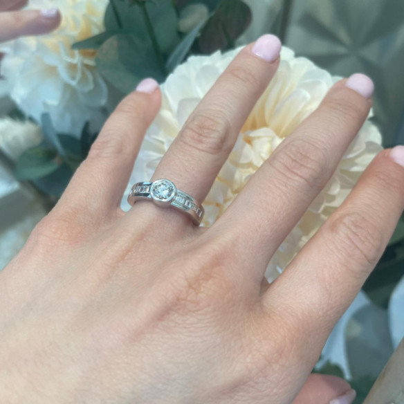 Anillo Diamantes Emily 0.85 Oro Blanco - Anillos Compromiso Aniversario