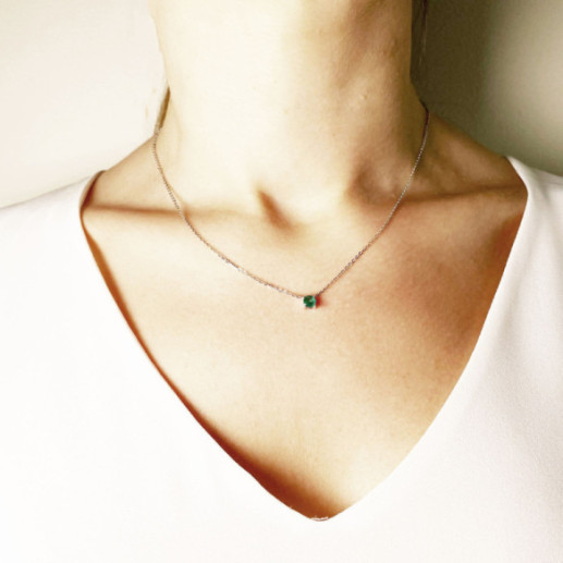 Colgante Esmeralda 0.50 Katherine Oro Blanco Y Cadena - Collares de Piedras Verdes 2