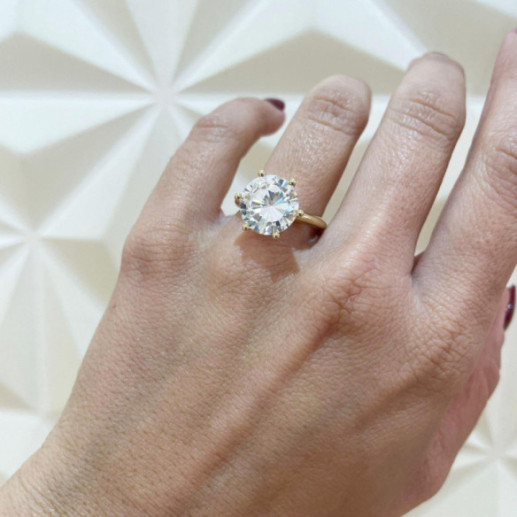 Anillo Diamante Cuatro quilates y medio Solitario Charlotte Oro amarillo - Hoher Schmuck 2