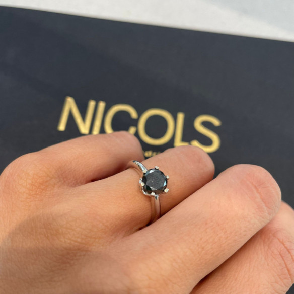 Anillo Diamante Negro Solitario Black Power - diseños modernos