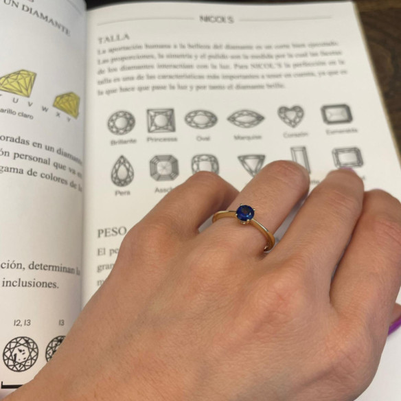Anillo Solitario Zafiro Isabella 0.50Ct Oro Amarillo - Anillos de Zafiro