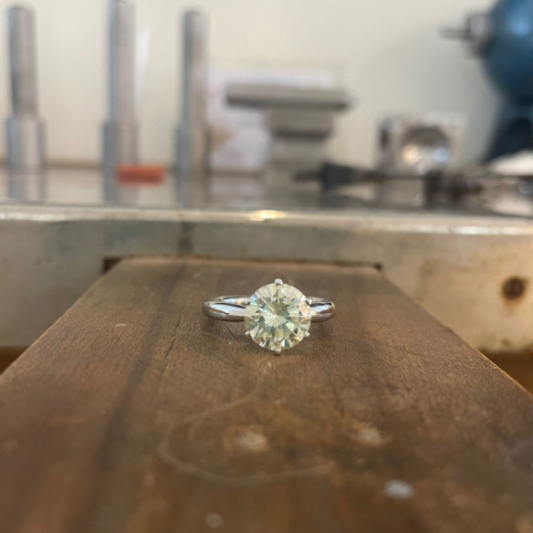 Anillo Diamante Tres Quilates Alexia Oro Blanco - Anneaux de diamant majeur 2 ct