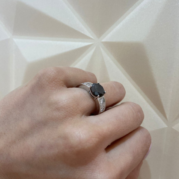 Anillo Diamante Negro Amelie - Alta Joyería